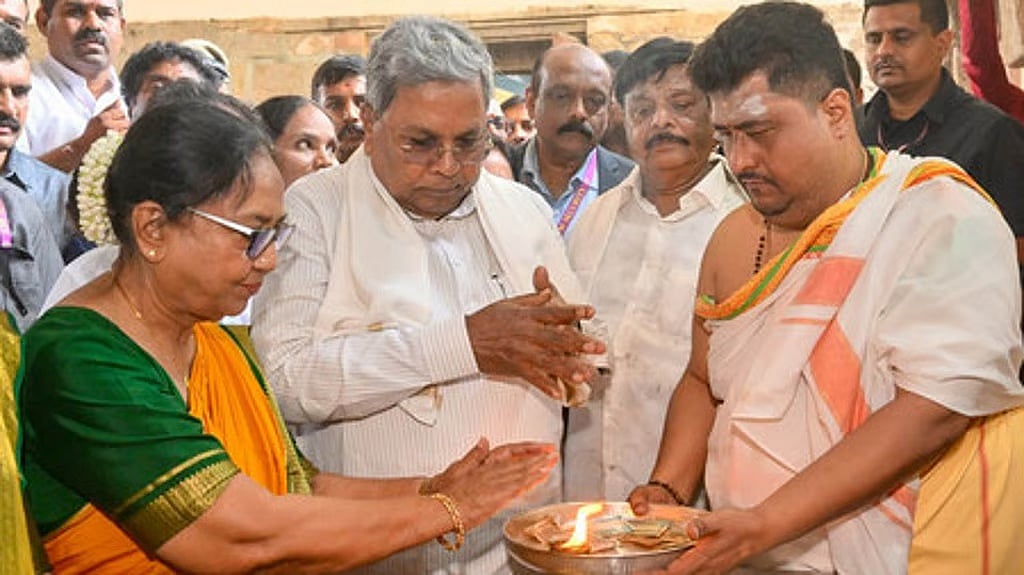Dasara Book Fair: ಗಮನ ಸೆಳೆದ ಬಾನು ಮುಷ್ತಾಕ್ 'ಎದೆಯ ಹಣತೆ' ಪುಸ್ತಕ; ಹೆಚ್ಚು ಮಾರಾಟ