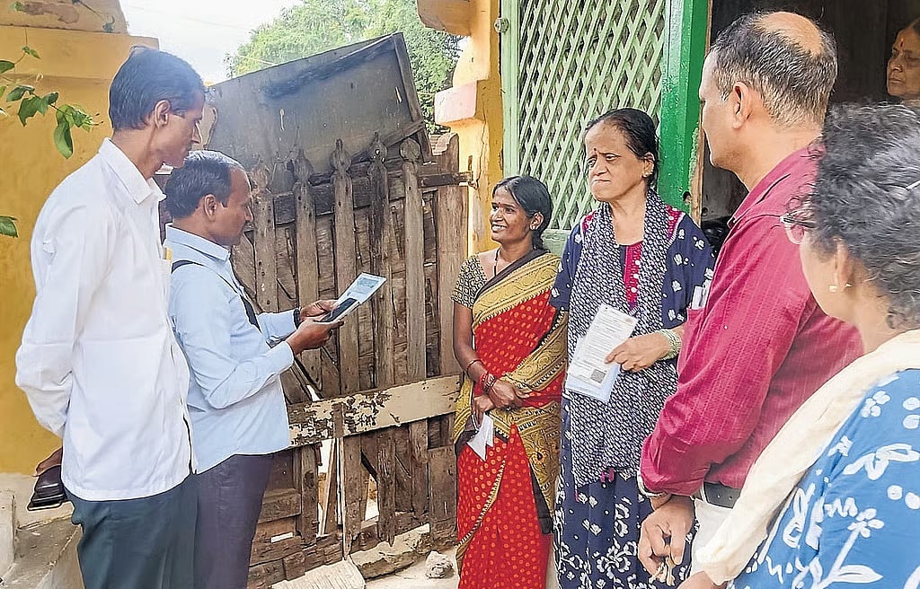 ಕರ್ನಾಟಕ ಜಾತಿ ಗಣತಿ: ಕ್ರಿಶ್ಚಿಯನ್ ಟ್ಯಾಗ್ ಹೊಂದಿರುವ 14 ಜಾತಿಗಳನ್ನು ಕೈಬಿಟ್ಟ ಆಯೋಗ; ಅವು ಯಾವುವು?
