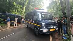 Dharmasthala case: ಬಂಗ್ಲೆಗುಡ್ಡದಲ್ಲಿ ಸಿಕ್ಕ ಅಸ್ಥಿಪಂಜರ ಮೂಲ ಪತ್ತೆ; SIT ಭೇಟಿಯಾದ ತುಮಕೂರು ಮೂಲದ ಕುಟುಂಬ..!