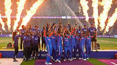 Asia Cup 2025: ಪಾಕ್ ಸಚಿವನಿಂದ ಟ್ರೋಫಿ ಸ್ವೀಕರಿಸಲು ಭಾರತ ನಕಾರ; ತಡರಾತ್ರಿ ದುಬೈನಲ್ಲಿ ಹೈಡ್ರಾಮಾ; ಕ್ರಿಕೆಟ್ ಇತಿಹಾಸದಲ್ಲೇ ಕಂಡು ಕೇಳರಿಯದ ಘಟನೆ..!