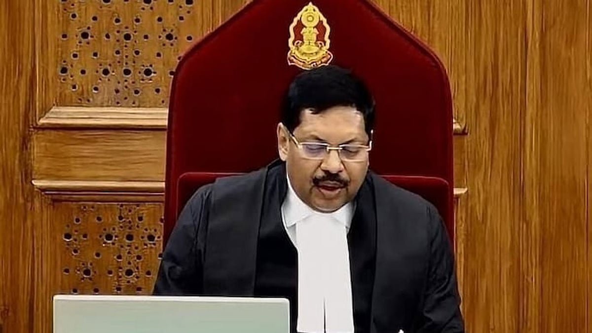 'ಇದೆಲ್ಲಾ ನನ್ ಮೇಲೆ ಪರಿಣಾಮ ಬೀರೊಲ್ಲ': ನ್ಯಾಯಾಲಯದಲ್ಲಿ CJI ಮೇಲೆ ಶೂ ಎಸೆದ ವಕೀಲ; Gavai ಪ್ರತಿಕ್ರಿಯೆ