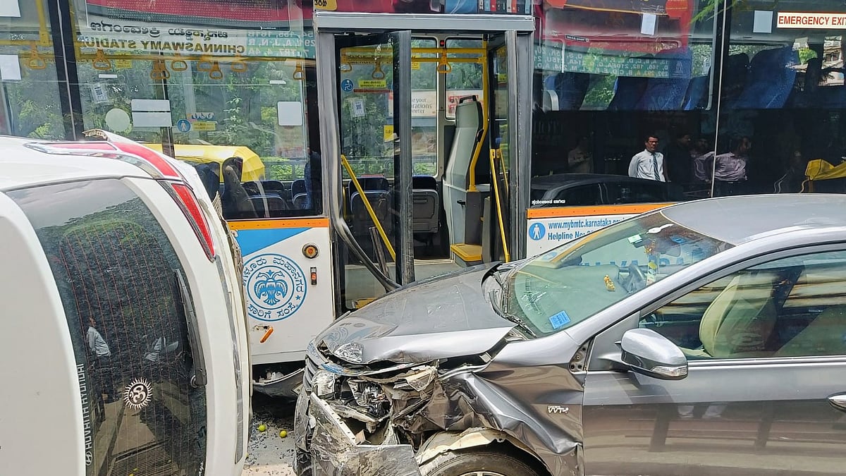 BMTC ಬಸ್ ಚಾಲಕನಿಗೆ ಫಿಡ್ಸ್; ಚಿನ್ನಸ್ವಾಮಿ ಕ್ರೀಡಾಂಗಣ ರಸ್ತೆಯಲ್ಲಿ ಸರಣಿ ಅಪಘಾತ
