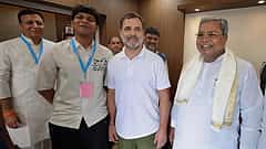 ರಾಹುಲ್ ಗಾಂಧಿ ಜೊತೆಗಿನ ಫೋಟೊ ಶೇರ್  ಮಾಡಿಕೊಂಡ ಸಿದ್ದರಾಮಯ್ಯ ಮೊಮ್ಮಗ ಧವನ್ ಹೇಳಿದ್ದೇನು?