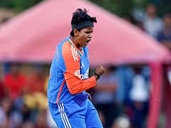 WPL 2026 auction: ದೀಪ್ತಿ ಶರ್ಮಾ ಮೂಲ ಬೆಲೆ ₹50 ಲಕ್ಷ, ರೇಣುಕಾ ಸಿಂಗ್ ಠಾಕೂರ್ ಮೂಲ ಬೆಲೆ ₹40 ಲಕ್ಷ!