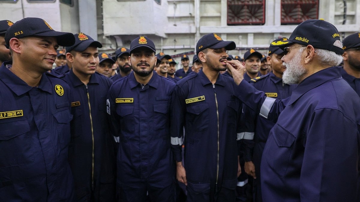 'INS Vikrant ಪಾಕಿಗಳ ನಿದ್ರೆಗೆಡಿಸಿತ್ತು.. ಬ್ರಹ್ಮೋಸ್, ಆಕಾಶ್ ಕ್ಷಿಪಣಿಗಳಿಗೆ ಜಗತ್ತಿನಾದ್ಯಂತ ಬೇಡಿಕೆ ಬಂದಿದೆ': ಪ್ರಧಾನಿ ಮೋದಿ; Video