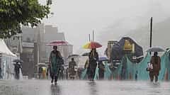 Karnataka Weather: ಬೆಂಗಳೂರಿನಲ್ಲಿ ಇಂದು ವರ್ಷಧಾರೆ; ಅಕ್ಟೋಬರ್ 29ರವರೆಗೆ ಮಳೆ ಸೂಚನೆ; 7 ಜಿಲ್ಲೆಗಳಿಗೆ ಆರೆಂಜ್ ಅಲರ್ಟ್