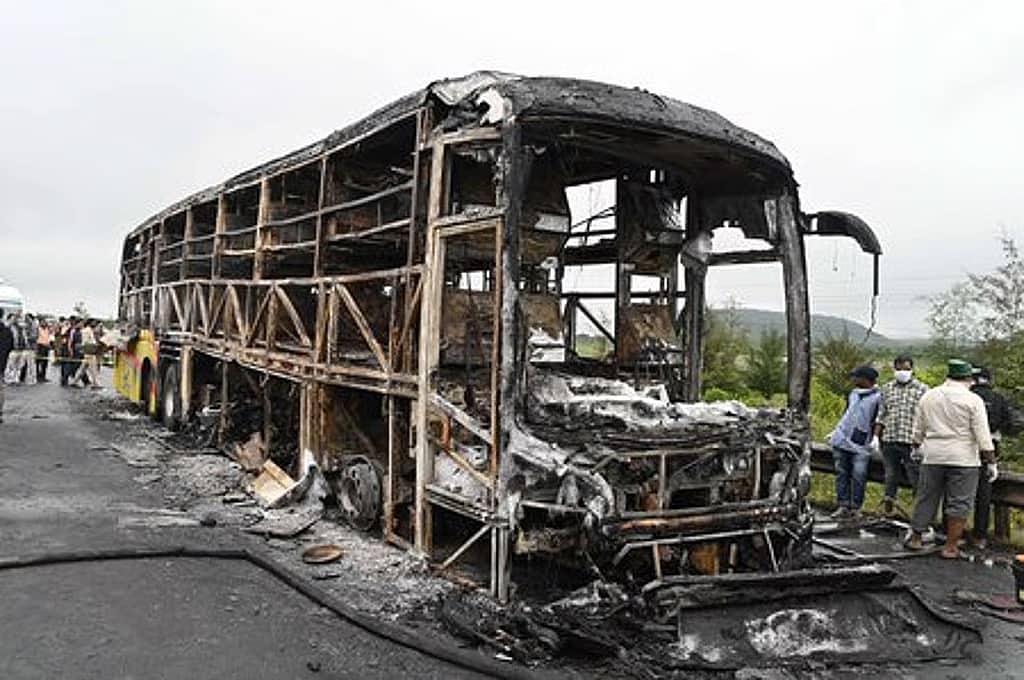 Kurnool Bus Fire: ಬಸ್ಸನ್ನು ಅಕ್ರಮವಾಗಿ ಸ್ಲೀಪರ್ ಕೋಚ್ ಆಗಿ ಮಾರ್ಪಡಿಸಲಾಗಿತ್ತು; ದಾಖಲೆಗಳಿಂದ ಬಹಿರಂಗ
