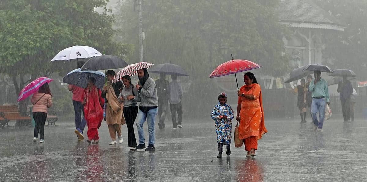 Karnataka Rains: ವಾಯುಭಾರ ಕುಸಿತ; ಬೆಂಗಳೂರು ಸೇರಿ ಹಲವು ಜಿಲ್ಲೆಗಳಲ್ಲಿ ಇನ್ನೂ ಒಂದು ವಾರ ಮಳೆ