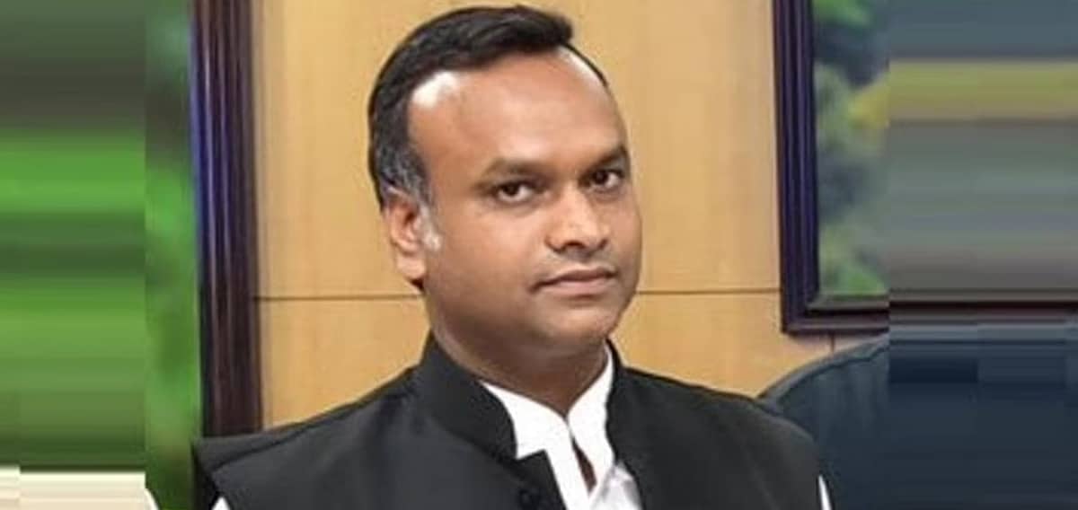 ಹಲೋ.. ಟೆಡ್ಡಿ ಬಾಯ್.. ಸುದೀರ್ಘ ಪ್ರಬಂಧ ಬರೆದರೆ ನೀವು ಸೆಮಿಕಂಡಕ್ಟರ್ ತಜ್ಞ ಆಗುವುದಿಲ್ಲ: ಪ್ರಿಯಾಂಕ್ ಖರ್ಗೆಗೆ ಅಸ್ಸಾಂ ಬಿಜೆಪಿ ಘಟಕ ತಿರುಗೇಟು