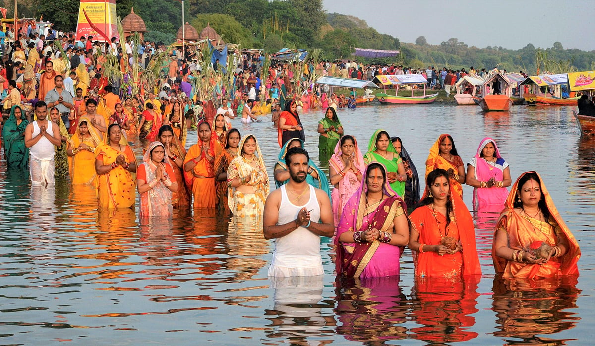 ಜಾರ್ಖಂಡ್ನಲ್ಲಿ ಛತ್ ಪೂಜೆ ಆಚರಣೆ ವೇಳೆ ನೀರಿನಲ್ಲಿ ಮುಳುಗಿ ಕನಿಷ್ಠ 15 ಮಂದಿ ಸಾವು!