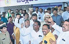 ಕಲಬುರಗಿ: RSS ಮೆರವಣಿಗೆ ಬಗ್ಗೆ ಚರ್ಚಿಸಲು ಕರೆದಿದ್ದ ಶಾಂತಿ ಸಭೆ ಗದ್ದಲ, ಗೊಂದಲದಲ್ಲಿ ಅಂತ್ಯ