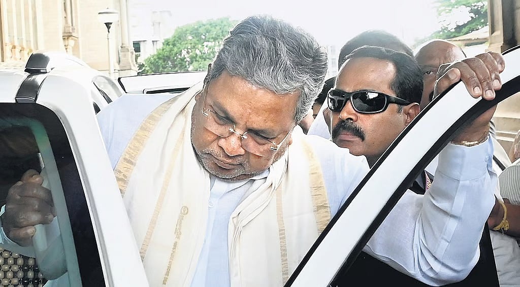 ಸಿಎಂ ಹುದ್ದೆ ಬದಲಾವಣೆ: ವದಂತಿಗೆ ನವೆಂಬರ್ ಅಂತ್ಯಕ್ಕೆ ಬೀಳುತ್ತಾ ಬ್ರೇಕ್?