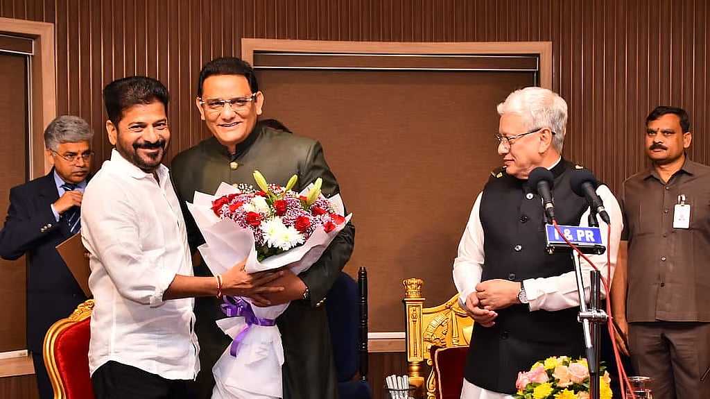 ತೆಲಂಗಾಣ ನೂತನ ಸಚಿವರಾಗಿ ಅಜರುದ್ದೀನ್ ಪ್ರಮಾಣ ವಚನ ಸ್ವೀಕಾರ