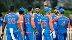 India vs Australia, 3rd T20I: ಟಾಸ್ ಗೆದ್ದ ಭಾರತ ಫೀಲ್ಡಿಂಗ್ ಆಯ್ಕೆ;ಸಂಜು ಸ್ಯಾಮ್ಸನ್ ಸೇರಿ ಮೂವರಿಗೆ ಕೊಕ್