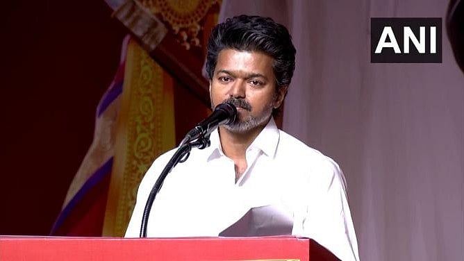 ತಮಿಳುನಾಡು ವಿಧಾನಸಭಾ ಚುನಾವಣೆ 2026: ಸಿಎಂ ಅಭ್ಯರ್ಥಿಯಾಗಿ 'ವಿಜಯ್' ಹೆಸರಿಸಿದ TVK