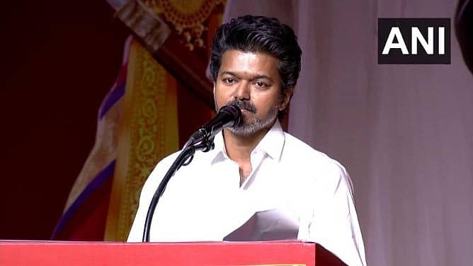 ತಮಿಳುನಾಡು ವಿಧಾನಸಭಾ ಚುನಾವಣೆ 2026: ಸಿಎಂ ಅಭ್ಯರ್ಥಿಯಾಗಿ 'ವಿಜಯ್' ಹೆಸರಿಸಿದ TVK