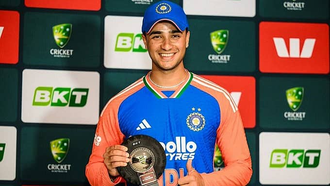 Cricket: ಮಳೆಯಿಂದ ರದ್ದಾದ ಪಂದ್ಯದಲ್ಲೇ ಅಭಿಷೇಕ್ ಶರ್ಮಾ ವಿಶ್ವದಾಖಲೆ! ಕೊಹ್ಲಿ ದಾಖಲೆ ಜಸ್ಟ್ ಮಿಸ್!