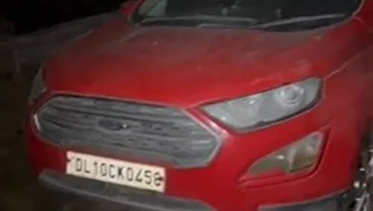 Delhi blast: ಶಂಕಿತ ಆರೋಪಿ ಡಾ. ಉಮರ್ ಬಳಸಿದ್ದ ರೆಡ್ ಎಕೋಸ್ಪೋರ್ಟ್ ಕಾರು ಜಪ್ತಿ