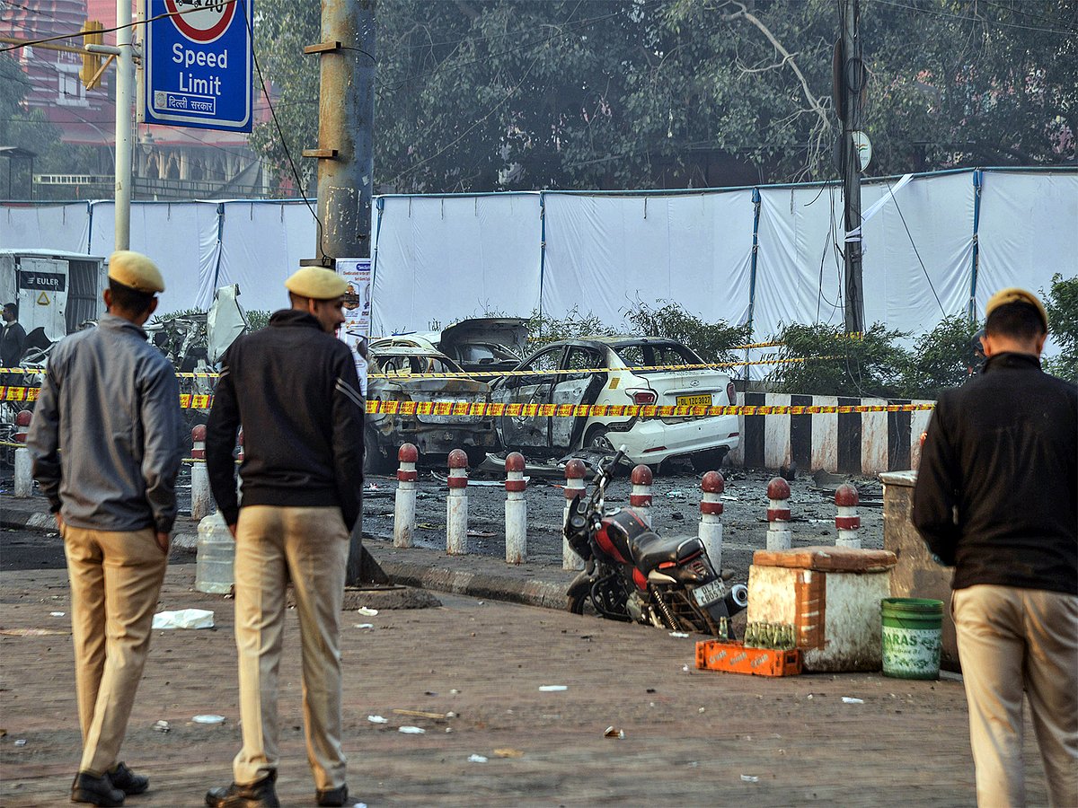 Delhi Blast: ಬಾಂಬ್ ತಯಾರಿಕೆಗೆ ₹26 ಲಕ್ಷಕ್ಕೂ ಅಧಿಕ ಹಣ ಸಂಗ್ರಹ; 26 ಕ್ವಿಂಟಾಲ್ NPK ರಸಗೊಬ್ಬರ ಖರೀದಿಸಿದ್ದ ಶಂಕಿತರು!