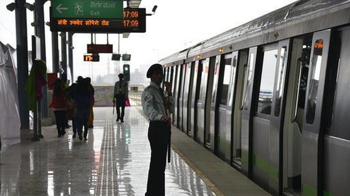 Namma Metro: ಬೆಂಗಳೂರು ಮೆಟ್ರೋ ನಿಲ್ದಾಣ ಸ್ಪೋಟಿಸುವ ಬೆದರಿಕೆ; ವ್ಯಕ್ತಿಯ ಬಂಧನ