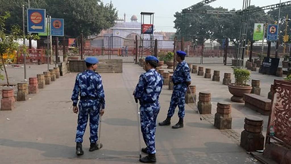 Delhi Red Fort blast: ಜವಾಬ್ದಾರಿ ಮರೆತ ಕೆಲ ಮಾಧ್ಯಮಗಳಿಂದ ಸ್ಫೋಟಕ ತಯಾರಿಸುವ ಕುರಿತು ವರದಿ; ಎಚ್ಚರಿಕೆ ಕೊಟ್ಟ ಕೇಂದ್ರ ಸರ್ಕಾರ