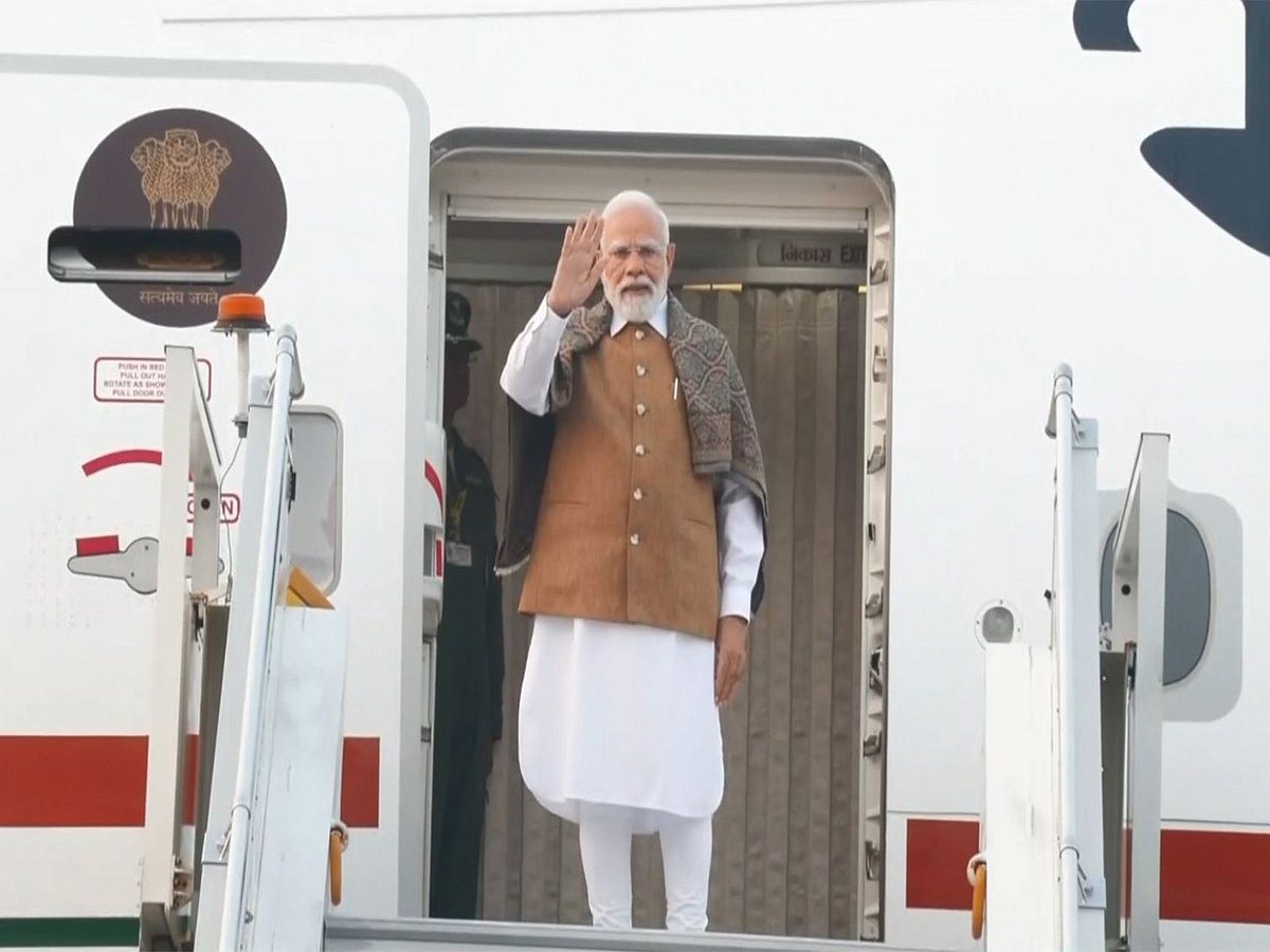 G20 summit: ಪ್ರಧಾನಿ ಮೋದಿ ದಕ್ಷಿಣ ಆಫ್ರಿಕಾ ಪ್ರವಾಸ; 'ವಸುಧೈವ ಕುಟುಂಬಕಂ' ಭಾರತದ ದೃಷ್ಟಿಕೋನ; Video