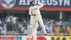 2nd Test, Day 1: ಕುಲದೀಪ್ ಕಮಾಲ್; ದಕ್ಷಿಣ ಆಫ್ರಿಕಾ ವಿರುದ್ಧ ಭಾರತ ಮೇಲುಗೈ!