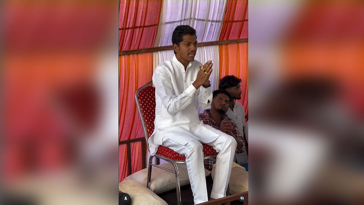 ಕಲಬುರಗಿ: 'ನನ್ನ ಬಗ್ಗೆ ಅಪಪ್ರಚಾರ ಬೇಡ'; ಗಳಗಳನೆ ಅತ್ತ ಸ್ವಯಂ ಘೋಷಿತ ದೇವಮಾನವ ರಶೀದ್ ಮುತ್ಯಾ!