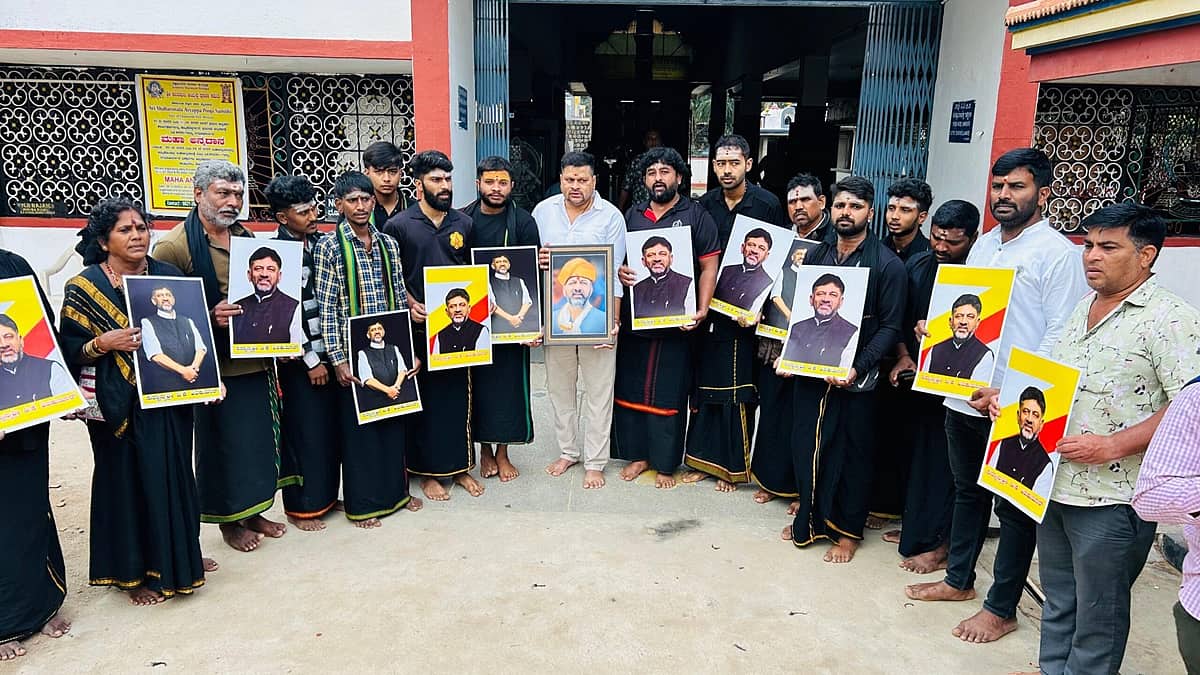 ದೇವರ ಮೊರೆ ಹೋದ ಡಿಕೆಶಿ ಬೆಂಬಲಿಗರು: ಅಯ್ಯಪ್ಪ ಮಾಲಾಧಾರಿಗಳ ವಿಶೇಷ ಪೂಜೆ; ಗಣಪತಿ ದೇವಾಲಯಲ್ಲಿ ಈಡುಗಾಯಿ ಸೇವೆ!