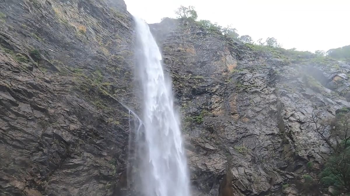 ಬೆಳ್ಕಲ್ ತೀರ್ಥ ಜಲಪಾತ