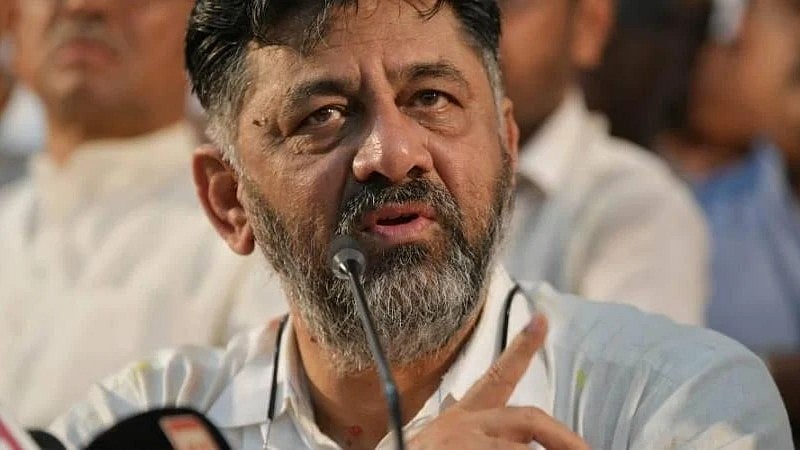 JDS ಪಾದಯಾತ್ರೆಯಲ್ಲಿ ರೈತರಿಲ್ಲ, ಪಕ್ಷದ ಕಾರ್ಯಕರ್ತರ ಕರೆತಂದಿದ್ದಾರೆ; ನಿಖಿಲ್ ರಾಜಕೀಯ ಭವಿಷ್ಯಕ್ಕಾಗಿ ಹೋರಾಟ: ಡಿ.ಕೆ ಶಿವಕುಮಾರ್ ವ್ಯಂಗ್ಯ