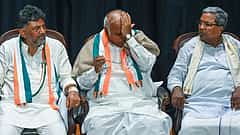 ಕೊಟ್ಟ ಮಾತಿನ ಕದನ: ಕಾಂಗ್ರೆಸ್ ಹೈಕಮಾಂಡ್ಗೆ ಈಗ ಹಗ್ಗದ ಮೇಲಿನ ನಡಿಗೆ! (ನೇರ ನೋಟ)
