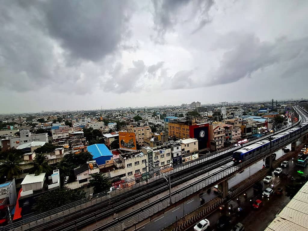 Cyclone Ditwah ದುರ್ಬಲ; ಆದರೂ ತಮಿಳುನಾಡಿನ ಕರಾವಳಿ ಜಿಲ್ಲೆಗಳಿಗೆ ರೆಡ್, ಆರೆಂಜ್ ಅಲರ್ಟ್ ಮುಂದುವರಿಕೆ