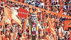 Hanuman Jayanti: ವಿವಿಧ ದೇಗುಲಗಳಲ್ಲಿ ವಿಶೇಷ ಪೂಜೆ; ವರ್ಷದಲ್ಲಿ ಎರಡು ಬಾರಿ ಹನುಮ ಜಯಂತಿ ಏಕೆ? ಇಲ್ಲಿದೆ ಮಾಹಿತಿ...