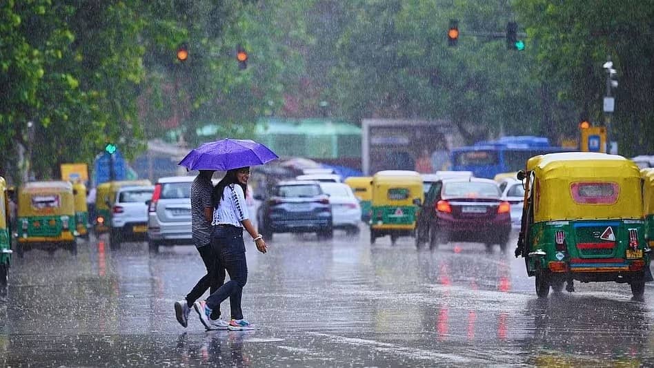 Karnataka Rain: ದಿತ್ವಾ ಚಂಡಮಾರುತ ಪ್ರಭಾವ; ಕರಾವಳಿ, ಬೆಂಗಳೂರು ಸೇರಿ ಹಲವು ಜಿಲ್ಲೆಗಳಲ್ಲಿ ಮಳೆ