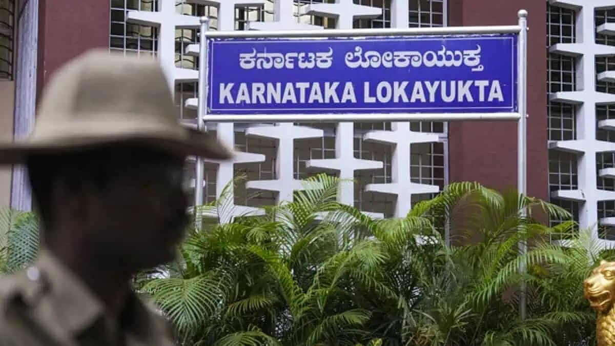 Video: ದೇಶದ ಅತ್ಯಂತ ಭ್ರಷ್ಟ 5 ರಾಜ್ಯಗಳಲ್ಲಿ ಕರ್ನಾಟಕ, ನಿಯಂತ್ರಿಸದಿದ್ದರೆ ಭವಿಷ್ಯಕ್ಕೇ ಅಪಾಯ- ಲೋಕಾಯುಕ್ತ