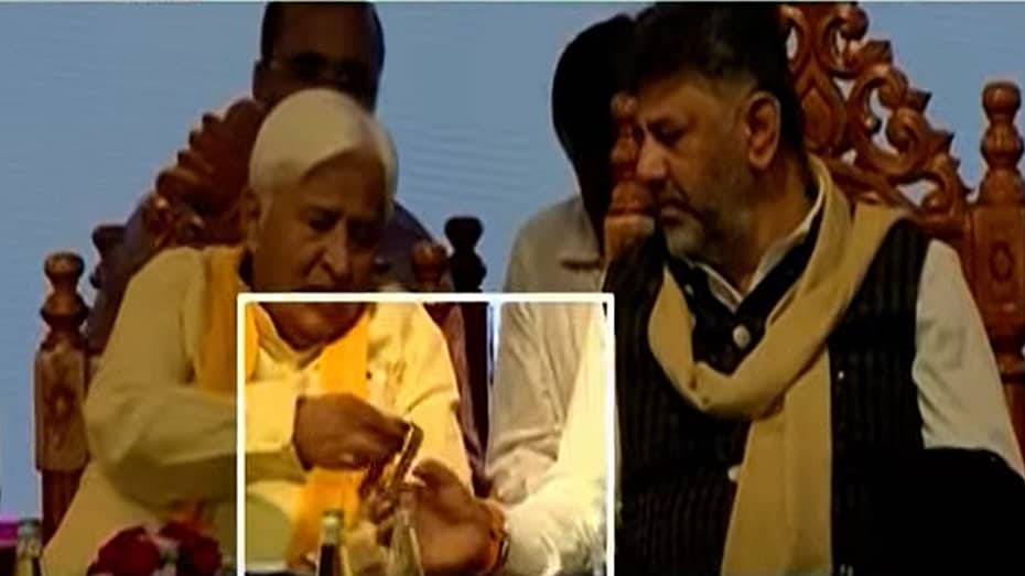 ಬ್ಯಾಂಕ್ವೆಟ್ ಹಾಲ್ ವೇದಿಕೆಯಲ್ಲೂ ಕಾರ್ಟಿಯರ್ ವಾಚ್ ಸದ್ದು: ಎಚ್.ಕೆ ಪಾಟೀಲ್ಗೆ ಕೈಗಡಿಯಾರ ಬಿಚ್ಚಿ ಕೊಟ್ಟ ಡಿಕೆಶಿ