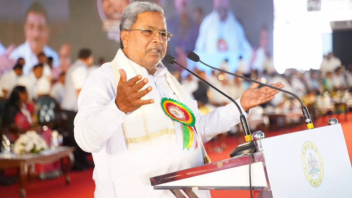 ದಂಪತಿಗಳು ಒಂದು ಅಥವಾ ಎರಡು ಮಕ್ಕಳ ಮಾತ್ರ ಮಾಡಿಕೊಳ್ಳಬೇಕು: ಸಿಎಂ ಸಿದ್ದರಾಮಯ್ಯ