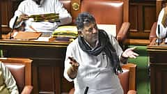 ಹೆಲಿಕಾಪ್ಟರ್, ಸ್ಪೆಷಲ್ ಫ್ಲೈಟ್ ಖರೀದಿ ಮಾಡಲ್ಲ; ಬಾಡಿಗೆಗೆ ಪಡೆಯಲು ತೀರ್ಮಾನ: ಡಿಸಿಎಂ ಡಿ.ಕೆ ಶಿವಕುಮಾರ್