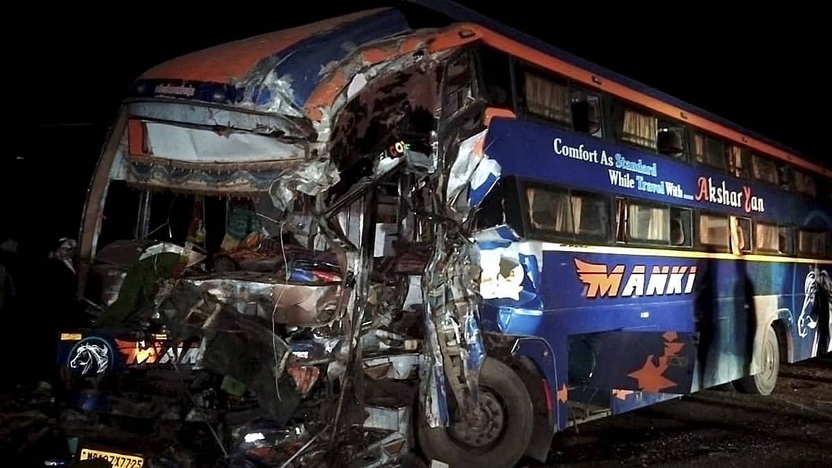 ಜೈಪುರ-ಬಿಕಾನೇರ್ ರಾಷ್ಟ್ರೀಯ ಹೆದ್ದಾರಿಯಲ್ಲಿ ಬಸ್-ಟ್ರಕ್ ಮುಖಾಮುಖಿ ಡಿಕ್ಕಿ: ನಾಲ್ವರು ಸಾವು, 27 ಜನರಿಗೆ ಗಾಯ