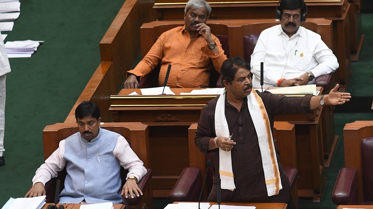 ವಿಧಾನಸಭೆಯಲ್ಲಿ 'ಸಿಎಂ ಕುರ್ಚಿ ಕದನ' ಸದ್ದು: ಆರ್. ಅಶೋಕ್ ಮಾತಿಗೆ ಕೆರಳಿದ ಬೈರತಿ; ತೀವ್ರ ಮಾತಿನ ಚಕಮಕಿ!