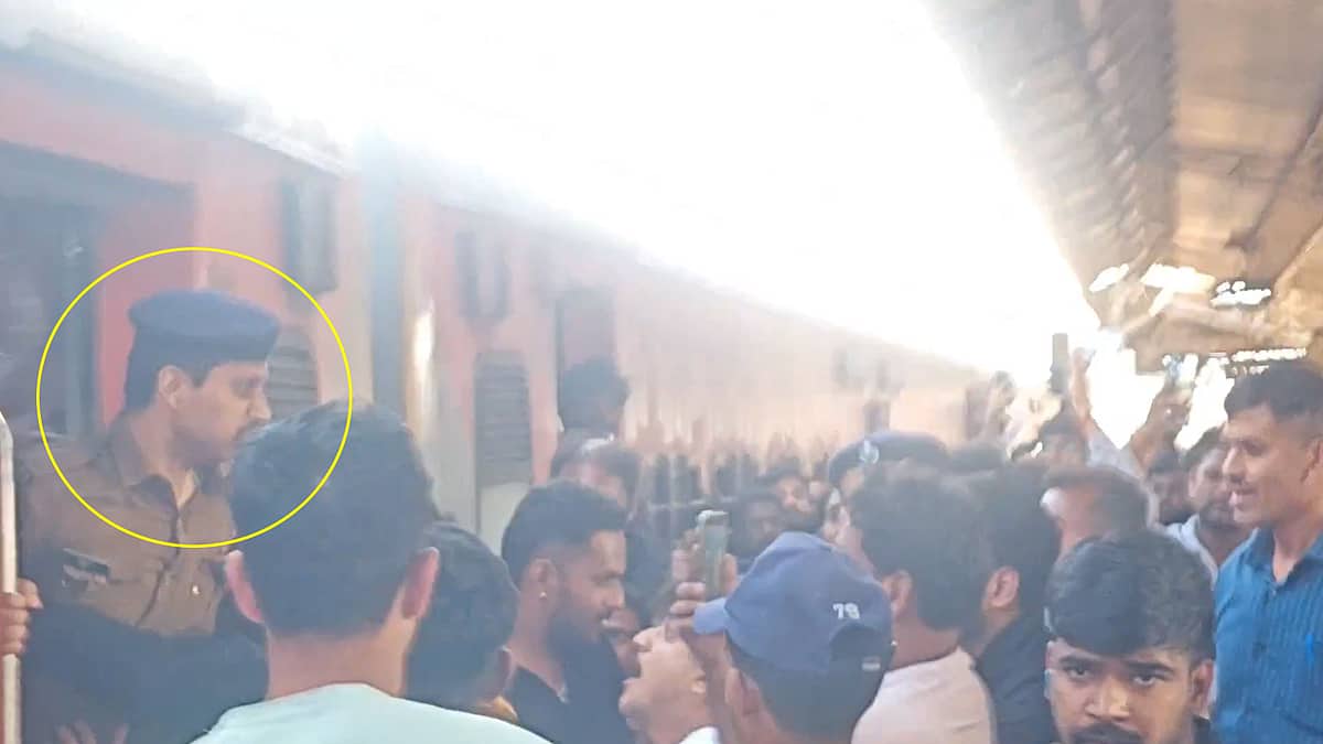 Video: ಯಶವಂತಪುರ ನಿಲ್ದಾಣದಲ್ಲಿ ಹೈಡ್ರಾಮಾ: RPF ಸಿಬ್ಬಂದಿ ಮೇಲೆ ಪುಂಡರ ಹಲ್ಲೆ, ರೈಲು ವಿಳಂಬ! ಆಗಿದ್ದೇನು?