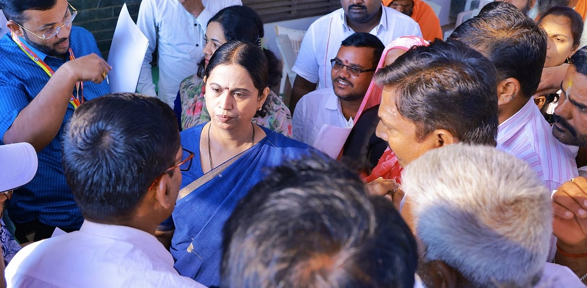 'ಗೃಹಲಕ್ಷ್ಮಿ' ಹಣ 5 ಸಾವಿರ ಕೋಟಿ ರೂಪಾಯಿ ಎಲ್ಲಿ ಹೋಯಿತು?: ವಿಪಕ್ಷ ನಾಯಕರ ಪ್ರಶ್ನೆಗೆ ಸಚಿವೆ ಲಕ್ಷ್ಮಿ ಹೆಬ್ಬಾಳ್ಕರ್ ತಿರುಗೇಟು; Video
