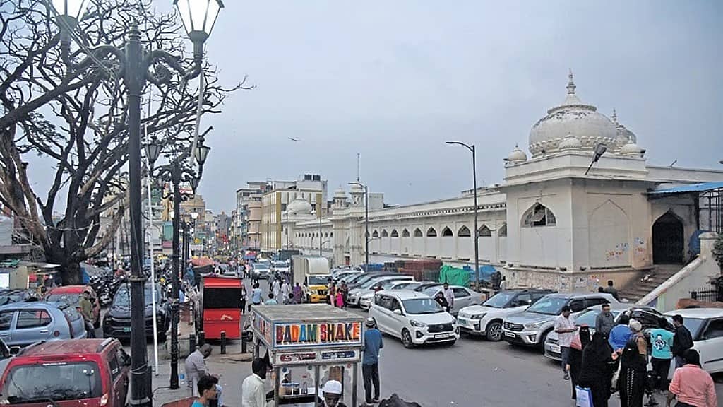 ರಸೆಲ್ ಮಾರುಕಟ್ಟೆಗೆ ಆಧುನಿಕ ಸ್ಪರ್ಶ: ಪುನರ್ ಅಭಿವೃದ್ಧಿಗೆ GBA ಮುಂದು..!