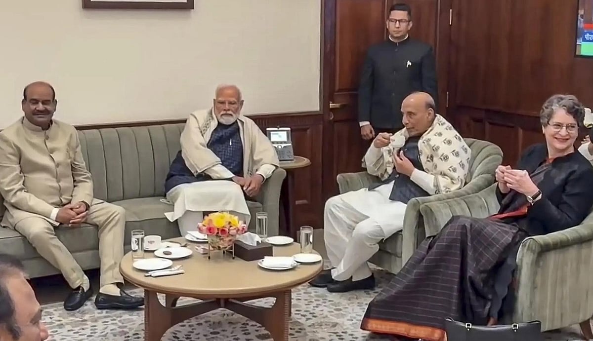 ಮಲಯಾಳಂ ಕಲಿಯುತ್ತಿದ್ದೇನೆ: ಪ್ರಧಾನಿ ಜೊತೆ 'ಚಾಯ್ ಪೇ ಚರ್ಚಾ' ಕೂಟದಲ್ಲಿ ಪ್ರಿಯಾಂಕಾ ಗಾಂಧಿ ಹರಟೆ