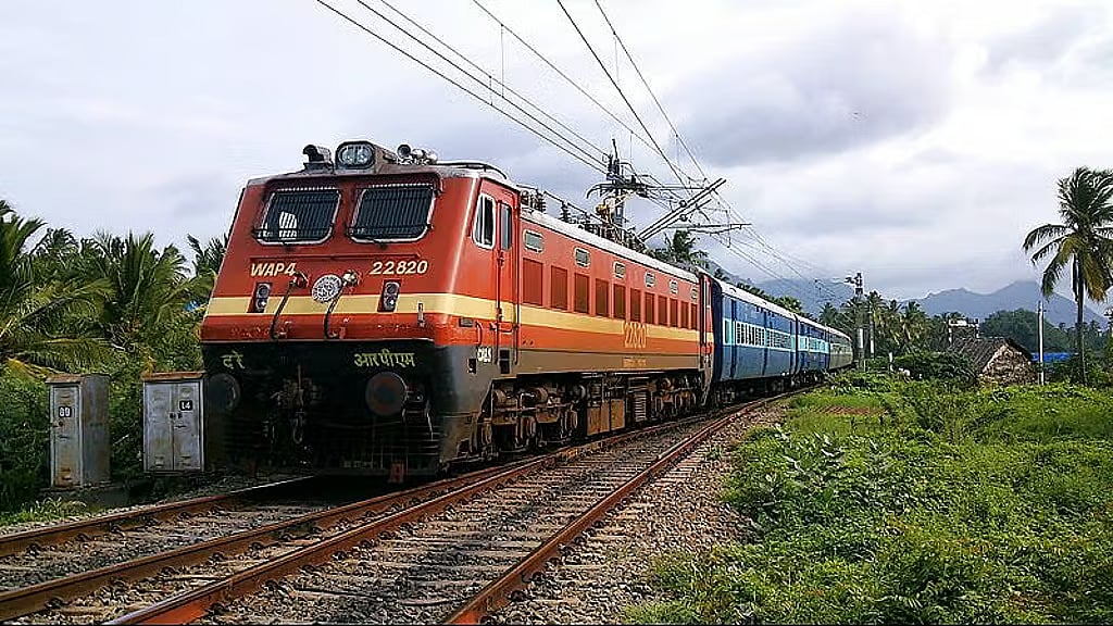 ರೈಲ್ವೆ ಇಲಾಖೆಯಲ್ಲಿ 5,165 ಹುದ್ದೆಗಳಿಗೆ ಬೃಹತ್ ನೇಮಕಾತಿ: ಪಿಯುಸಿ ಹಾಗೂ ಪದವೀಧರರಿಂದ ಅರ್ಜಿ ಆಹ್ವಾನ