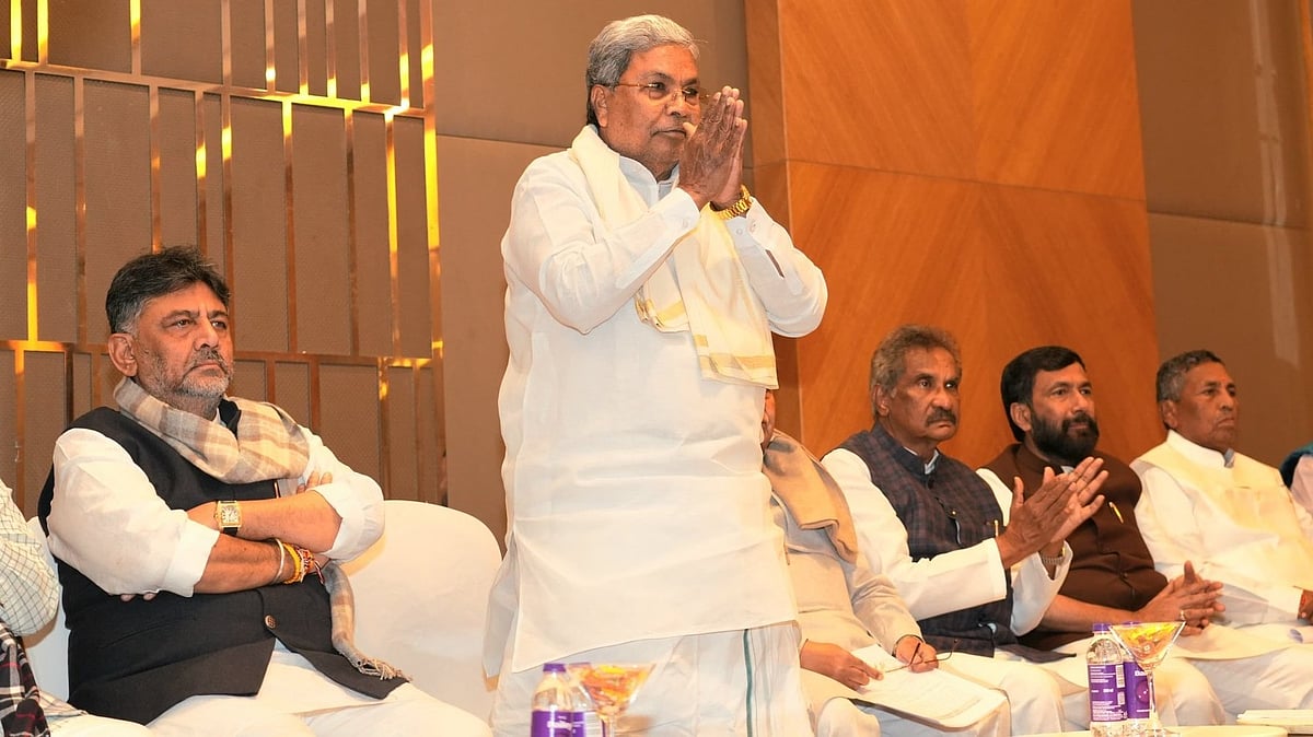 ನಾಯಕತ್ವ ಬದಲಾವಣೆ ಬಗ್ಗೆ ಹೆಚ್ಚು ಚರ್ಚಿಸುತ್ತಿರುವುದು ನೀವು, ಇಷ್ಟೊಂದು ಪ್ರಶ್ನೆ ಕೇಳಬೇಕಾದ ಅಗತ್ಯ ಏನಿದೆ?: ಮಾಧ್ಯಮಗಳ ವಿರುದ್ಧ ಸಿದ್ದರಾಮಯ್ಯ ಸಿಡಿಮಿಡಿ