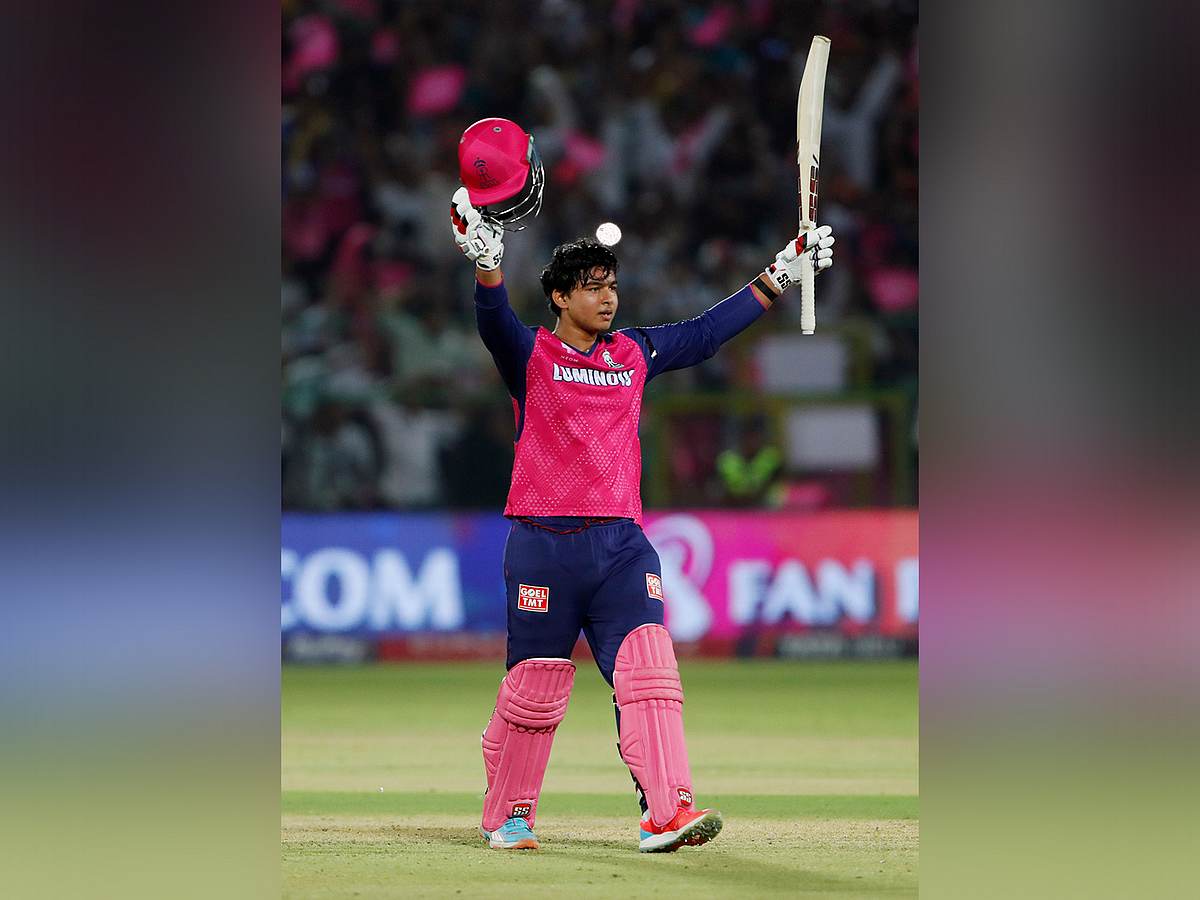 ಇನ್ನೂ ತಡವೇಕೆ? ಭಾರತ ತಂಡಕ್ಕೆ ವೈಭವ್ ಸೂರ್ಯವಂಶಿಯನ್ನು ಕರೆತನ್ನಿ; ಸಚಿನ್ ತೆಂಡೂಲ್ಕರ್ಗೆ ಹೋಲಿಸಿದ ಶಶಿ ತರೂರ್