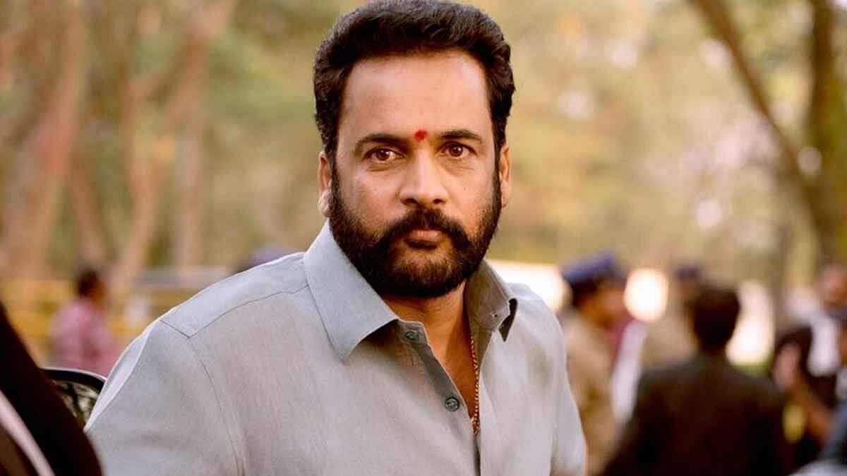 ಸಾ** ಹೇಳಿಕೆ: 'ಉದ್ದೇಶ ಒಳ್ಳೆಯದೇ ಆಗಿತ್ತು.. ವಿವಾದ ಬೇಕಿರಲಿಲ್ಲ..'; ಕೊನೆಗೂ ಕ್ಷಮೆ ಕೋರಿದ ನಟ ಶಿವಾಜಿ!