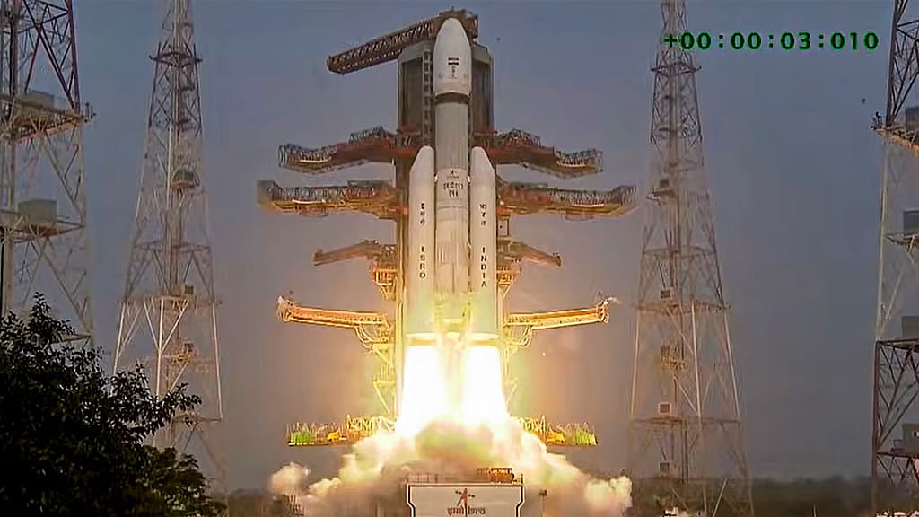 BlueBird Block-2 mission: LVM3-M6 ರಾಕೆಟ್‌ ಯಶಸ್ವಿ ಉಡಾವಣೆ: ಬಾಹ್ಯಾಕಾಶದಲ್ಲಿ  ISRO ಮತ್ತೊಂದು ಐತಿಹಾಸಿಕ ಸಾಧನೆ..!